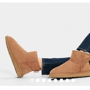 NEW WITH BOX, never worn ugg mini ii